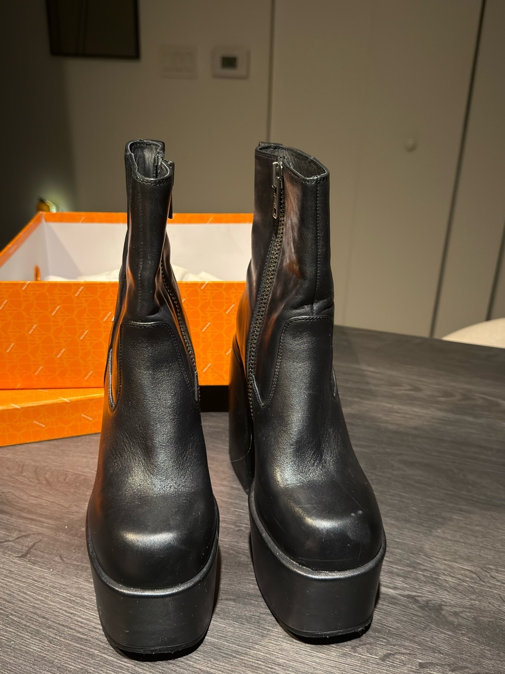 Naked Wolfe jailbreaker boots - Picture 2 of 5